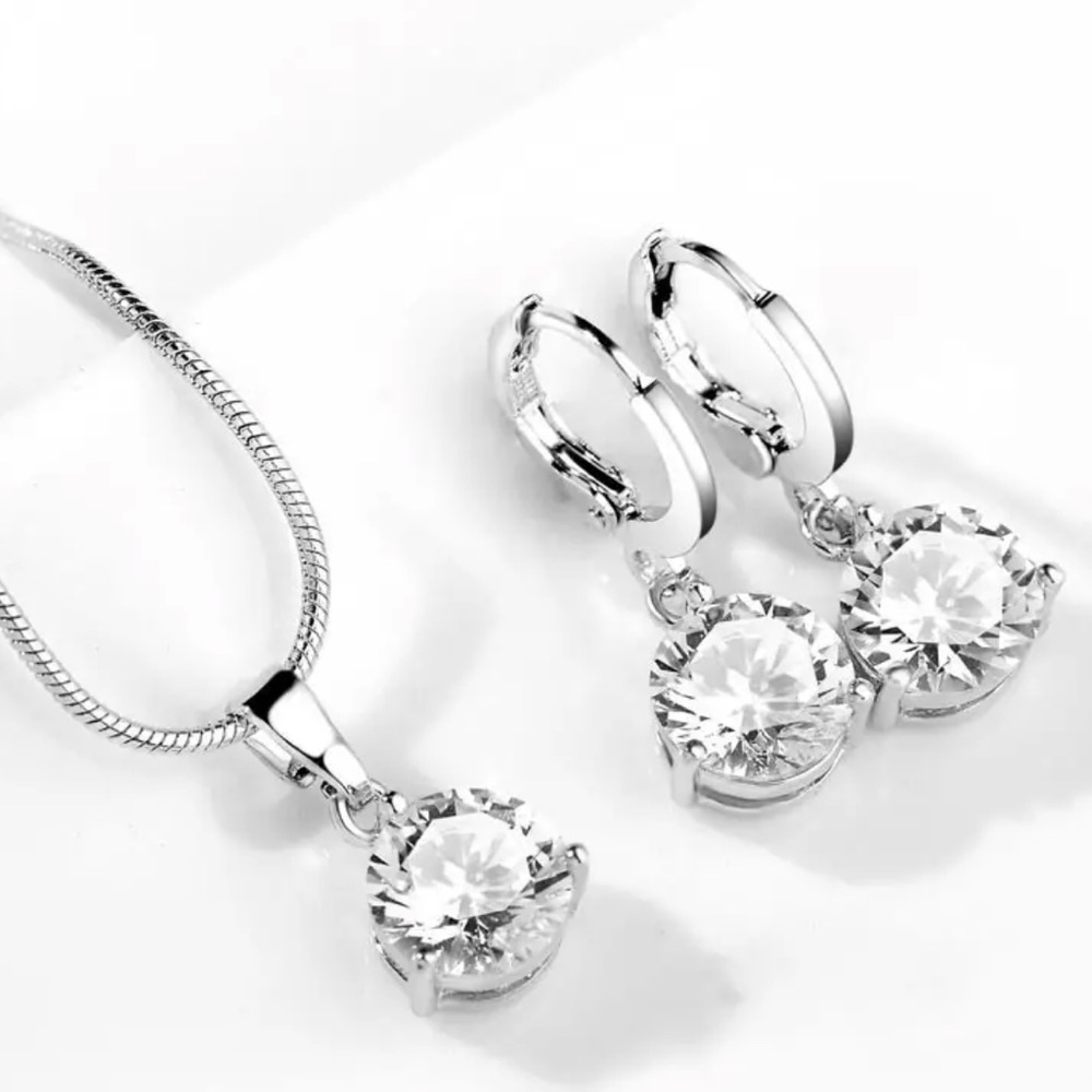 NEW Minimalistic Elegant Simple Diamond Sterling silver Set Necklace Earrings
